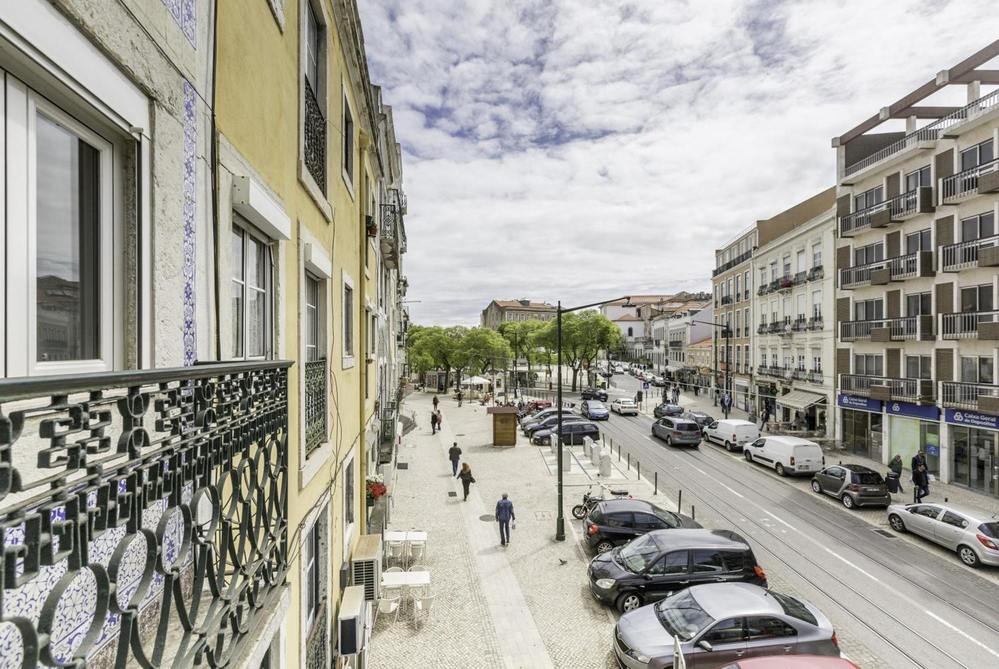Superb Apartments Overlooking Graça in Lisbon Lisboa Quarto foto