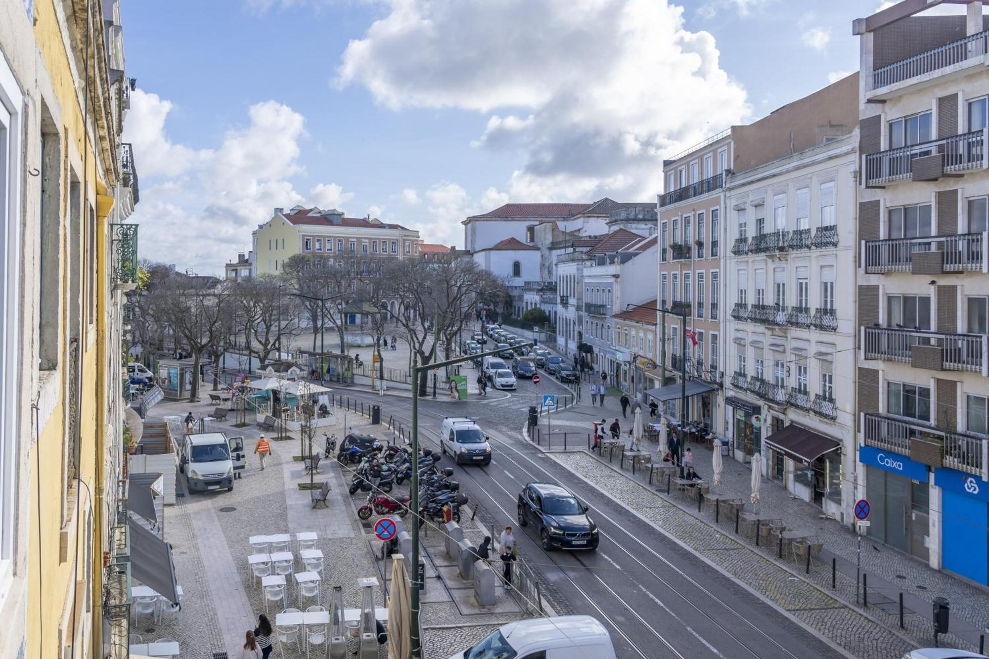 Superb Apartments Overlooking Graça in Lisbon Lisboa Quarto foto